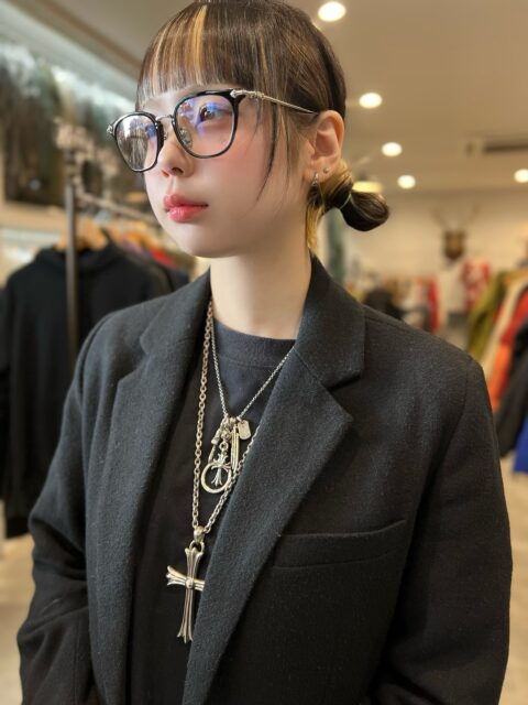 ✨クロムハーツペンダントトップのご紹介✨

本日は、ベイビーファット クロス、クロス チャーム、タイニードッグタグ、1ボール タイニーCH クロス、ダガーを組合せたペンダントのご紹介です。
黒に映える、クロムハーツの魅力をお伝え出来れば嬉しいです！

<紹介アイテム>

・ ベイビーファット クロス チャーム アイウェアループ ペンダントトップ
¥131,780

・クロス チャーム シルバー ネックレス トップ
¥164,780

・タイニードッグタグ RSクロス 銀座オープン記念 ペンダントトップ
¥98,978

・チャーム 1ボール タイニーCH クロス ネックレス ペンダント
¥170,280

・#10 DAGGER ダガー ペンダントトップ
¥109,978

▶店頭で販売中！
素材感・重厚感・サイズ感など、ぜひ直接ご覧ください。
【 LIFE 仙台中倉店 】にてお待ちしております✨

店舗ではご試着もOK！
商品詳細が気になる方はお気軽にお問い合わせくださいませ。

＿＿＿＿＿＿＿＿＿＿＿＿＿＿＿＿＿＿＿＿＿＿＿＿＿＿

🎍🐎 新春！午年は“うまくいく”買取キャンペーン 🐎🎍

2026年のスタートは、
売るほど「うまくいく」新春企画から！

大人気の買取キャンペーン✨
お客様全員で総額100万円を山分け！

・3点成立 → ＋500円
・5点成立 → ＋3,000円
・7点成立 → ＋10,000円
・10点成立 → ＋15,000円
・20点成立 → ＋20,000円
・30点成立 → ＋50,000円

さらに！
通常よりも、点数に応じた上乗せ金額がUP！

2026年も、買取はぜひ LIFE で！
本年もどうぞよろしくお願いいたします✨

📅 開催期間
2026/01/01〜01/15
＿＿＿＿＿＿＿＿＿＿＿＿＿＿＿＿＿＿＿＿＿＿＿＿＿＿

#クロムハーツ #ChromeHearts #クロムハーツアクセ #クロムハーツリング クロムハーツネックレス クロムハーツ眼鏡 クロムハーツ財布 chromeheartstyle 古着男子 古着女子 ブランド古着LIFE 仙台古着 古着男子 古着女子 仙台古着 ブランド古着屋 ブランド古着販売 ブランド古着買取 ブランド買取 lifesendai