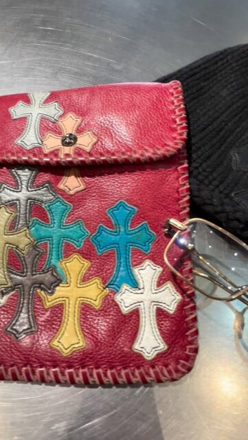 宮城県仙台市に店舗を構えるLIFEにクロムハーツ入荷大量入荷いたしました
ファン必見のラインナップ、ぜひ最後までご覧ください
オンライン・店頭にて販売しております

クロムハーツ取扱総数300点超え
アクセサリーはもちろん、財布・バッグ・衣類・帽子・ライターなど小物も取り揃えております
すべての在庫はプロフィールにあるオンラインストアからご覧くださいませ

＜紹介アイテム＞

・ダブルフローラル クロス リング 18号
¥285,780

・スクエア メガネ 眼鏡 アイウェア 48□21-142
¥142,780

・ネイル クロスボール リング 8.5号
¥175,780

・スモールCHクロス ボロチップ レザーブレード ネックレス
¥175,780

・セメタリークロスパッチ クロスボール フラット ヒッピー バッグ
¥769,780

・ウェーブ BSフレアボタンソフトレザー ウォレット 長財布
¥120,780

・レザークロスパッチ カシミヤ ニット帽 キャップ
¥197,780

ご紹介している商品は店頭で直接ご覧いただけます。
重量感・細部の彫り・サイズ感など、
ぜひ実物でお確かめください。

——————

クロムハーツ買取販売専門店LIFEは【宮城県】に店舗を構えております。
LIFE仙台中倉店・仙台六丁の目店とオンラインショップで販売中。
店舗ではご試着も可能です。

＜買取方法＞店舗買取・宅配買取の2種類
＜事前見積＞売りたいお品物の写真を送るだけでおおよその買取金額がわかる
LINE無料仮査定サービスを実施中！
＜査定費用＞事前見積・買取・送料・キャンセルなどすべて無料。
お客様が負担することはございません。

詳しくはプロフィールリンクをご覧ください✅
LINE追加はハイライトからも可能です。

——————

#lifesendai
#クロムハーツ
#ChromeHearts
#クロムハーツアクセ
#クロムハーツリング
クロムハーツネックレス
クロムハーツピアス
クロムハーツウォレットチェーン
chromeheartstyle
ブランド買取
クロムハーツ中古
クロムハーツ買取
クロムハーツ宮城
クロムハーツ仙台