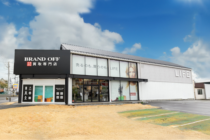 ブランド買取専門店LIFE 仙台六丁の目店 外観